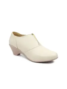 VALIOSAA Women Cream-Coloured Solid Heeled Boots