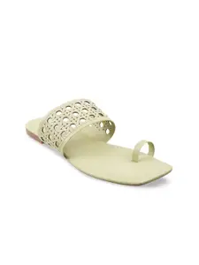 Metro Women Green One Toe Flats with Laser Cuts