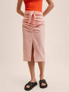 MANGO Women Peach-Coloured & White Checked Ruched Seersucker Straight Skirt