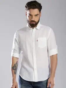 Levis Men White Slim Fit Solid Casual Shirt