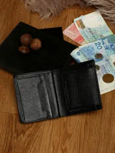 LOUIS STITCH Men Black Leather Two Fold Wallet