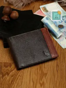 LOUIS STITCH Men Brown & Black Textured Zip Detail Leather Two Fold Wallet