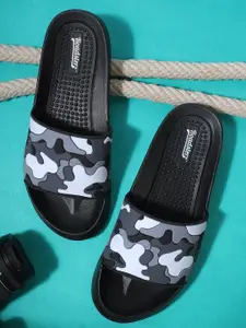 Roadster Men Grey & White Printed Sliders
