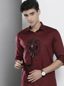 The Indian Garage Co Men Burgundy Printed Pure Cotton Casual Shirt