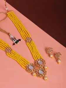 STEORRA JEWELS Gold Plated Yellow-Coloured White Kundan Studded Choker Necklace Set