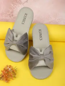 ICONICS Women Grey Sliders