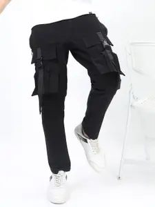 HIGHLANDER Men Black Easy Wash Cargos Trousers