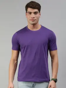Huetrap Men Violet Solid Pure Cotton T-shirt