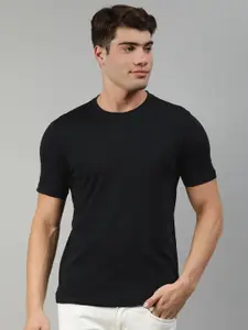 Huetrap Men Black Solid Pure Cotton T-shirt