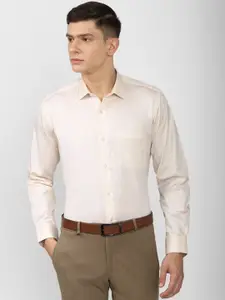 Van Heusen Men Cream-Coloured Formal Shirt