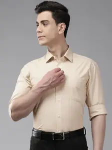 Arrow Men Beige Solid Manhattan Slim Fit Pure Cotton Formal Shirt