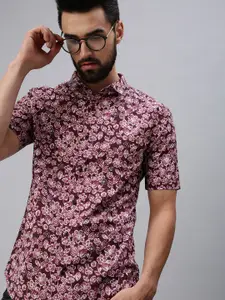 SHOWOFF Men Magenta Comfort Slim Fit Floral Printed Casual Shirt