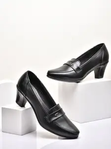 VALIOSAA Black Textured Work Block Pumps with Buckles