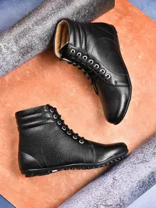 VALIOSAA Women Black Textured Regular Boots