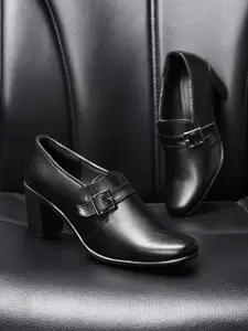 VALIOSAA Women Black Solid Heeled Boots
