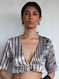 Chidiyaa White & Black Printed Saree Blouse