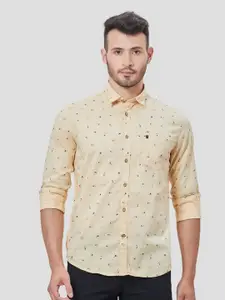 Oxemberg Men Yellow Classic Slim Fit Printed Casual Shirt