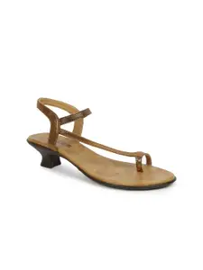 SOLES Women Bronze-Toned Kitten Heels