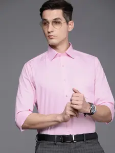 Raymond Men Pink Solid Slim Fit Pure Cotton Formal Shirt