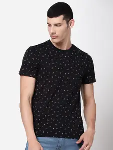 Lee Men Black Printed Slim Fit T-shirt