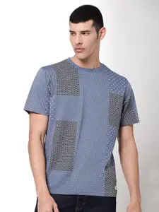 Lee Men Blue Printed Slim Fit T-shirt