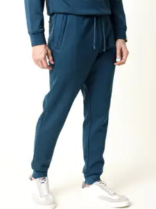 RARE RABBIT Men Chase Relaxed Fit Solid Cotton jogger