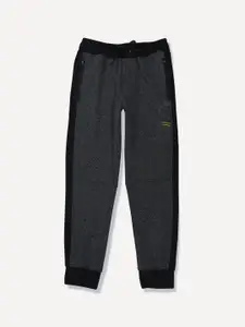 Gini and Jony Boys Grey & Black Colourblocked Cotton Joggers