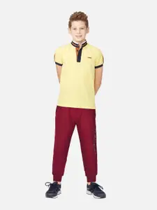 Gini and Jony Boys Red Solid Cotton Joggers