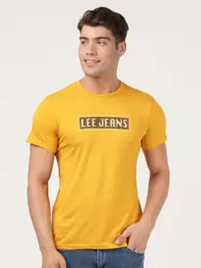 Lee Men Mustard Yellow Typography Printed Slim Fit T-shirt