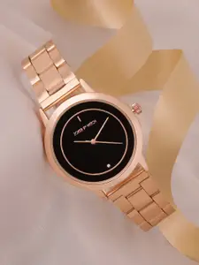 JOKER & WITCH Women Black Dial & Rose Gold-Plated Bracelet Style Analogue Watch-AMWW556