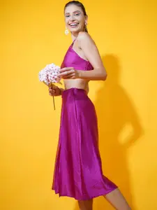 Stylecast X Hersheinbox Women Purple Solid Crop Top with Skirt