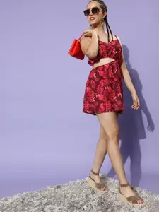 Stylecast X Hersheinbox Women Charming Red Floral Vacay Attire