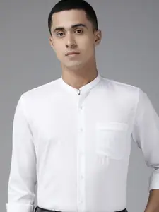 Van Heusen Men White Solid Slim Fit  Mandarian Collar Casual Shirt