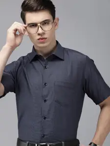 Van Heusen Textured Custom Pure Cotton Formal Shirt