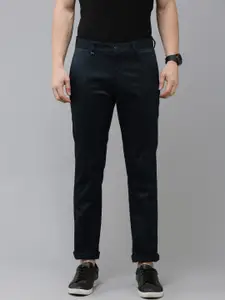Van Heusen Men Solid Slim Fit Mid-Rise Plain Woven Flat-Front Trousers
