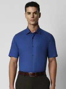 Van Heusen Men Blue Regular Fit Solid Formal Shirt