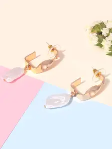BELLEZIYA Gold-Toned Contemporary Drop Earrings