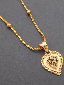 FEMMIBELLA Gold-Plated Filigree Hearts Pendant With  Chain