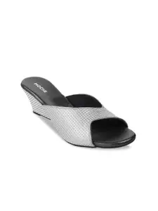 Mochi Grey Printed Wedge Sandals