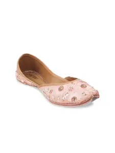 Metro Women Peach-Coloured Embellished Mojaris with Embroidered Flats