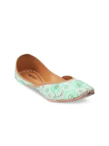 Metro Women Green Embellished Ethnic Mojaris with Embroidered Flats