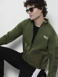 The Indian Garage Co Men Sweatshirt with Printed Detail