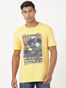Jockey Men Yellow Printed Raw Edge Cotton T-shirt