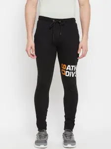Duke Men Black Solid Slim-Fit Joggers