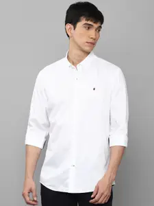 Louis Philippe Sport Men White Slim Fit Printed Casual Shirt