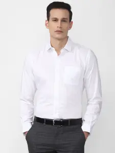 Peter England Men White Slim Fit Pure Cotton Casual Shirt