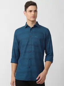 Van Heusen Sport Men Blue Pure Cotton Slim Fit Horizontal Striped Casual Shirt