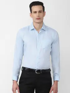 Van Heusen Men Blue Solid Cotton Casual Shirt