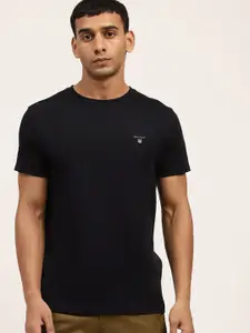 GANT Men Black Solid Cotton T-shirt