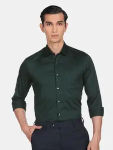 Arrow Men Green Slim Fit Formal Shirt